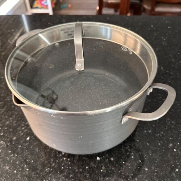 Calphalon classic 7 QT quart Dutch oven pot With strainer lid non-stick 8787 - Picture 1 of 16